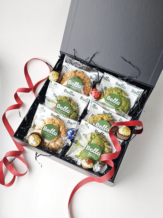 Christmas Gift Box - GO SWEET TREATS